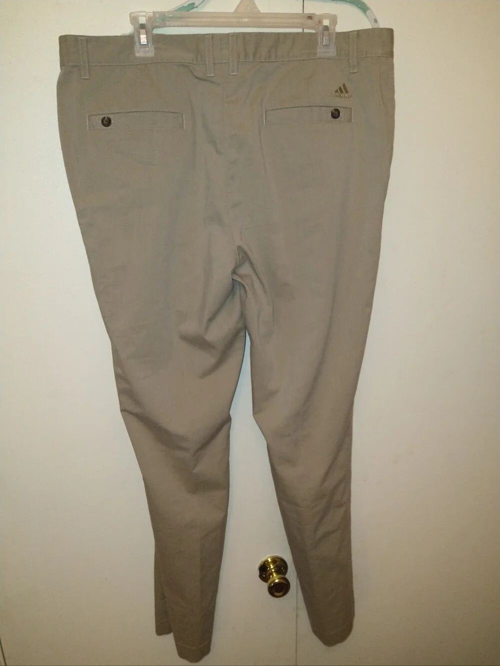 Adidas Golf Straight Leg Chino Pants Men's sz 38x33. Tag size is 38x34,